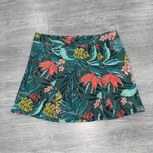 Rip Skirt Hawaii Wrap Skirt Beach Coverup Size Medium in excellent condition!